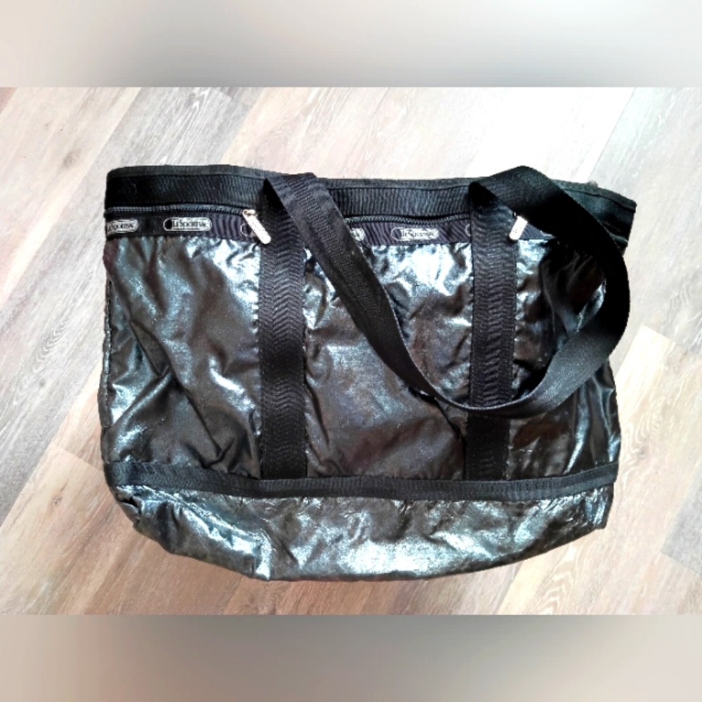 LeSportsac Lightweight Tote Bag